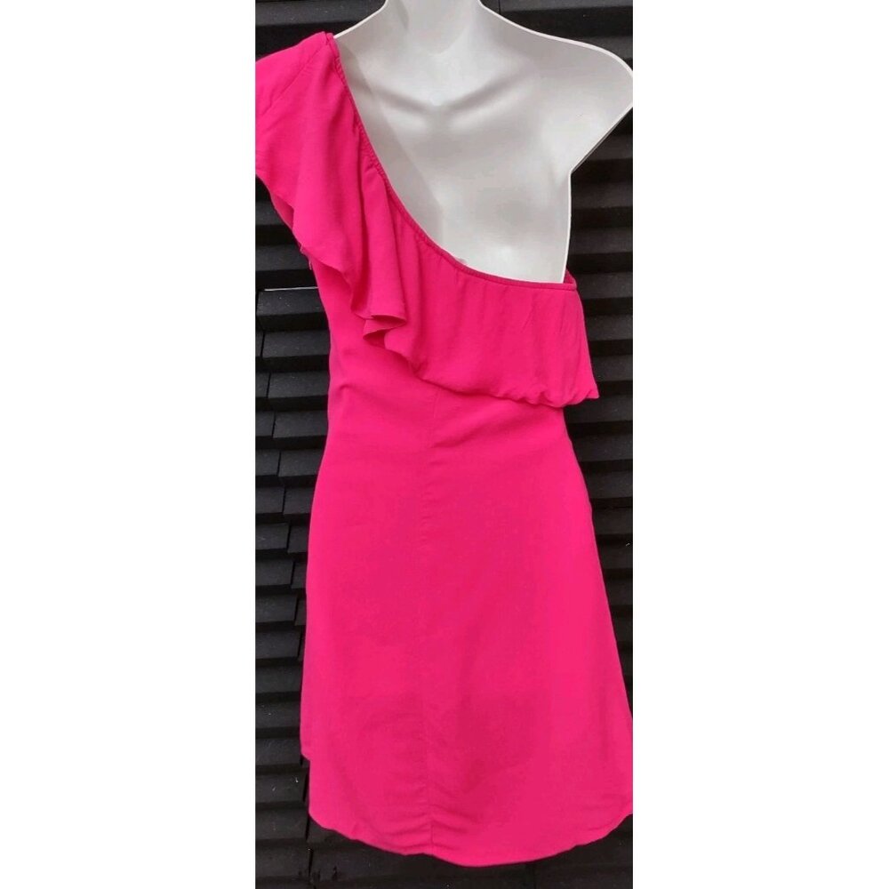Astr The Label Dress Women Size X-Small  Vacation Fushia Pink One Shoulder - Picture 2 of 11